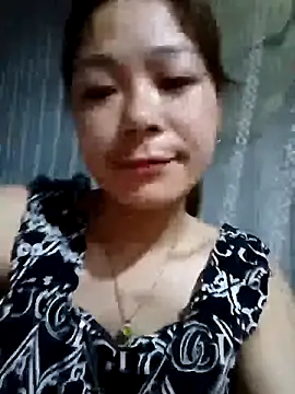 Lyla john online show from February 2026 10:53:01 PM