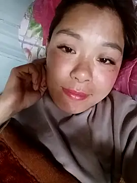 Lyla john online show from February 2026 05:26:02 AM