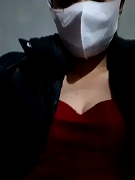 Lyla john online show from January 2026 04:17:02 AM