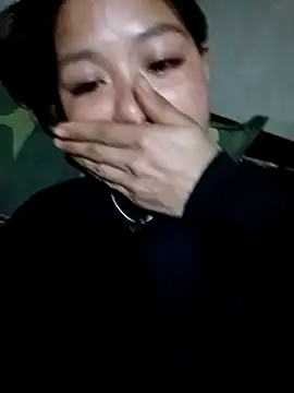 Lyla john online show from February 2026 08:58:02 AM