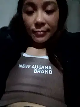 Lyla john online show from January 2026 01:47:01 PM