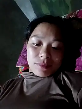 Lyla john online show from February 2026 01:43:01 PM