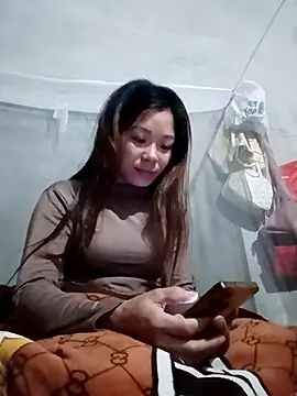 Lyla john online show from January 2026 01:53:02 AM