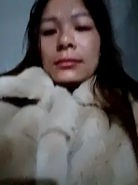 Lyla john online show from January 2026 07:41:02 PM