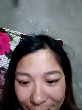 Lyla john online show from February 2026 01:31:02 PM