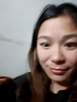 Lyla john online show from December 2025 07:13:02 AM