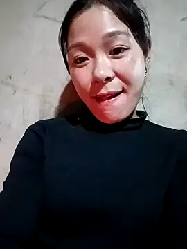 Lyla john online show from February 2026 12:47:02 PM