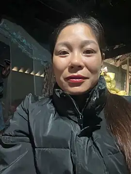 Snapshot of Lyla_john chatting on December 2025 02:07:02 AM Lyla john online show from December 2025 02:07:02 AM