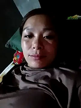 Lyla john online show from February 2026 03:10:02 PM