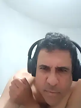 Lupercinio online show from November 2025 12:21:02 AM