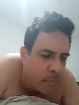 Lupercinio online show from November 2025 06:52:02 PM