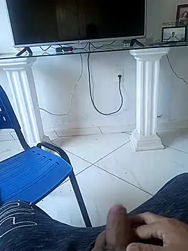 Lupercinio online show from November 2025 06:34:02 PM