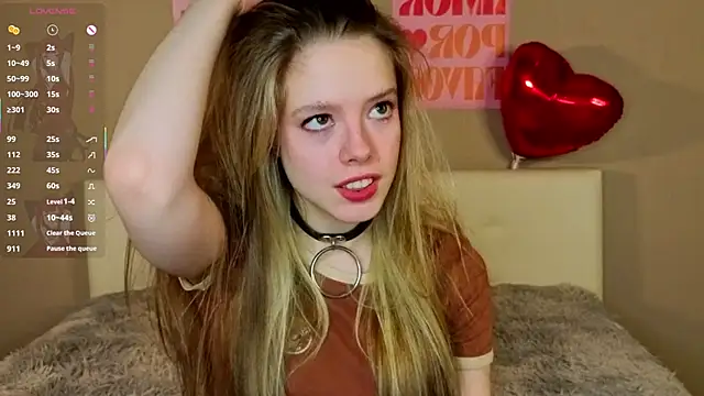 TiffinyMergist online show from February 2026 08:27:02 PM