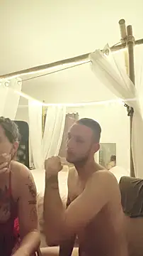 MickNanaa online show from November 2025 03:05:02 PM