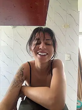 Snapshot of Tamara_Aluna_ chatting on June 2026 04:01:01 PM Tamara Aluna online show from June 2026 04:01:01 PM