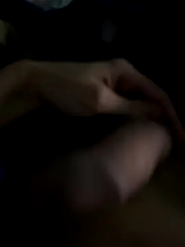 Snapshot of groschibre40100 chatting on December 2025 02:27:01 AM groschibre40100 online show from December 2025 02:27:01 AM