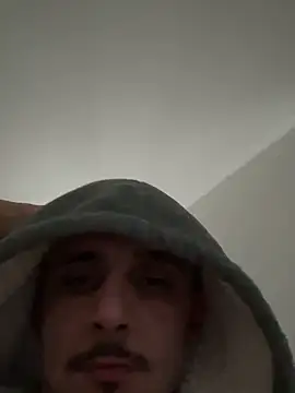 Snapshot of groschibre40100 chatting on November 2025 01:43:02 PM groschibre40100 online show from November 2025 01:43:02 PM