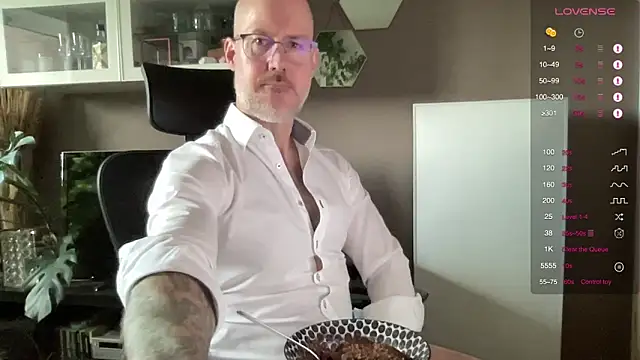 the new fit rubinho online show from February 2026 08:36:02 AM