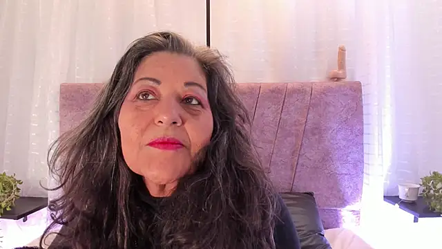 Victoriaa Anderson online show from April 2026 01:29:01 PM