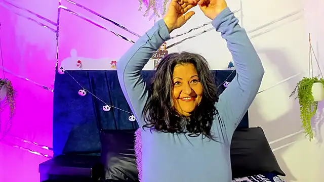 Victoriaa Anderson online show from December 2025 03:45:01 PM