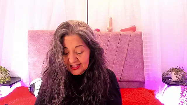 Victoriaa Anderson online show from June 2026 01:32:02 PM