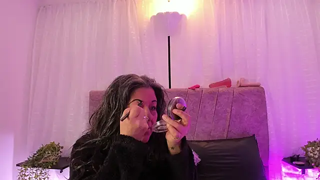 Victoriaa Anderson online show from April 2026 01:48:01 PM