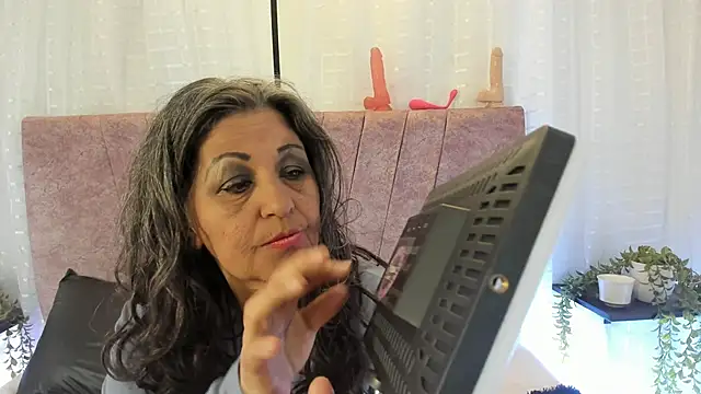 Victoriaa Anderson online show from April 2026 07:31:02 PM