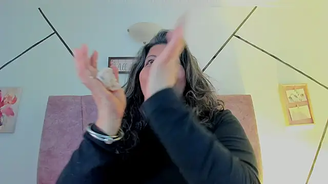 Victoriaa Anderson online show from January 2026 12:23:02 PM