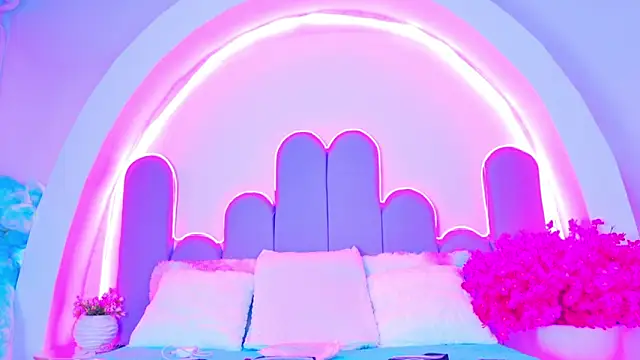 BunnySexyy18 online show from April 2026 03:24:01 AM