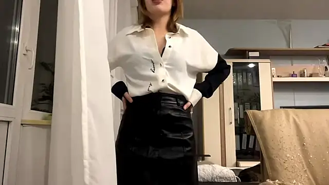 Snapshot of EchoValIey chatting on November 2025 04:11:01 PM EchoValIey online show from November 2025 04:11:01 PM