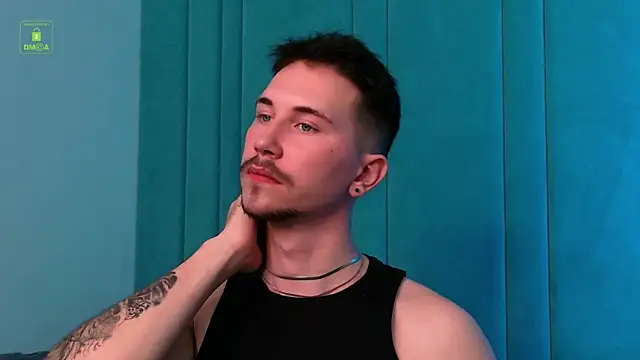 IskellaEvans online show from November 2025 01:21:01 AM