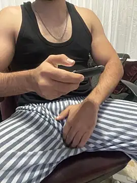 DARK0924 online show from December 2025 02:29:02 PM