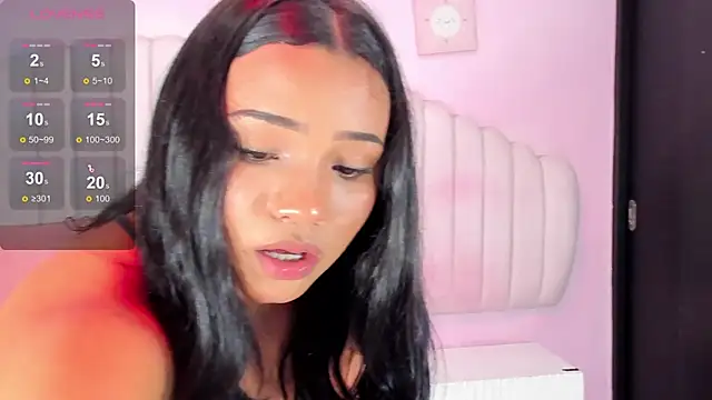 Snapshot of violet_vintage chatting on November 2025 12:42:02 PM violet vintage online show from November 2025 12:42:02 PM