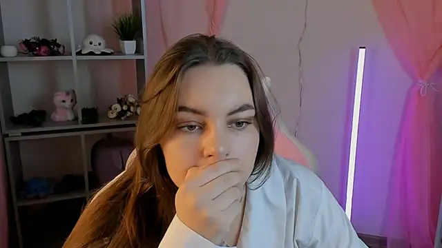 FrancescaCavaliere online show from November 2025 09:09:01 AM