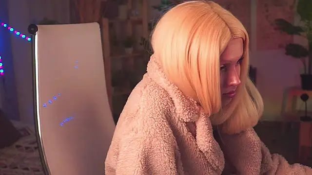 FrancescaCavaliere online show from November 2025 09:43:01 AM