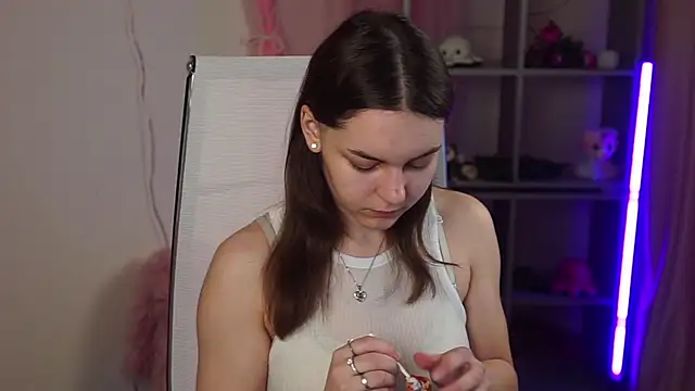 FrancescaCavaliere online show from April 2026 06:37:01 AM