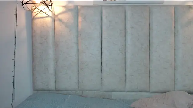 goldentemptationcs online show from November 2025 02:55:02 AM