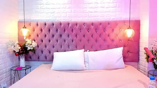 miel 18 online show from February 2026 03:18:02 AM