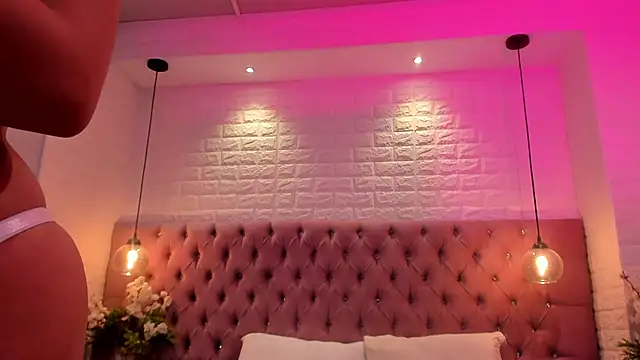 miel 18 online show from January 2026 03:43:01 AM