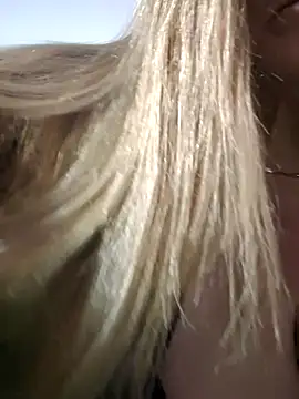 karlaanqui1 online show from February 2026 11:10:02 AM