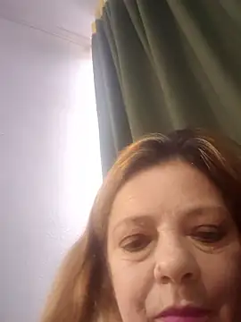 karlaanqui1 online show from January 2026 01:29:01 PM