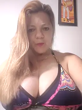 karlaanqui1 online show from March 2026 10:04:02 AM