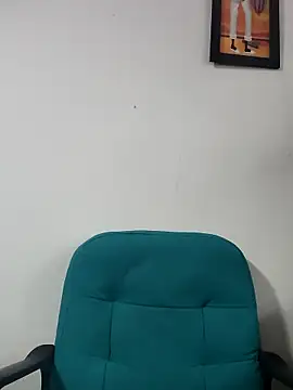 karlaanqui1 online show from March 2026 12:29:01 PM