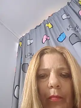 karlaanqui1 online show from January 2026 08:18:02 PM