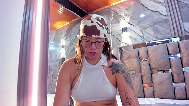 Samy and Allison online show from February 2026 07:24:01 PM