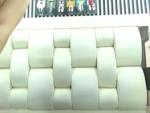 Liam York  online show from November 2025 04:44:01 AM