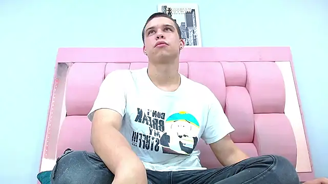 Liam York  online show from November 2025 12:30:01 PM