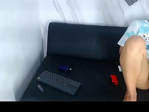 Liam York  online show from February 2026 12:23:01 PM