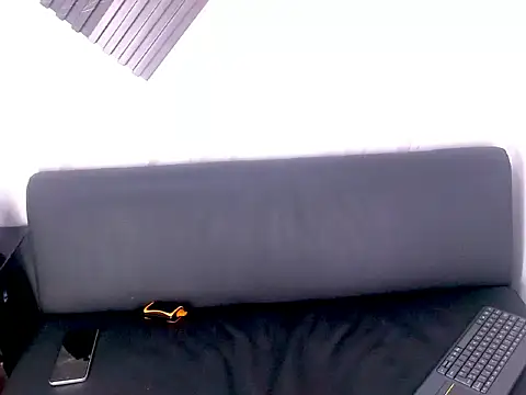 Liam York  online show from February 2026 04:12:02 AM