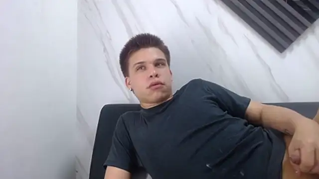 Liam York  online show from January 2026 05:05:01 PM